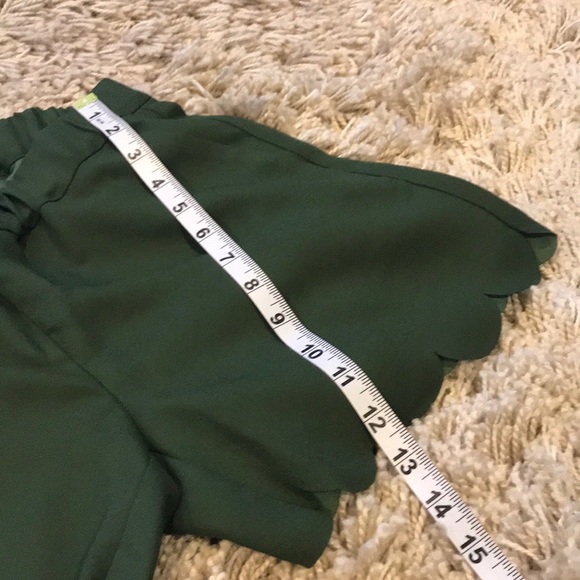 Madewell scalloped shorts - Picture 6 of 8